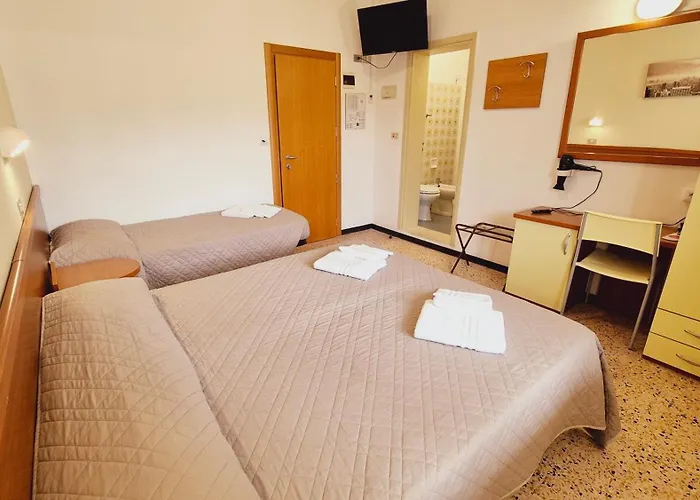 Arno فندق تْشيزيناتيكو