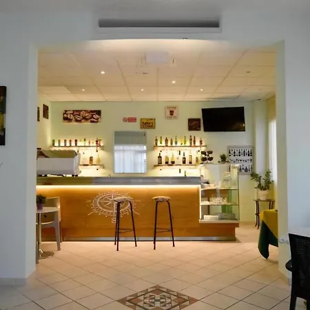 Hotel Arno 3*