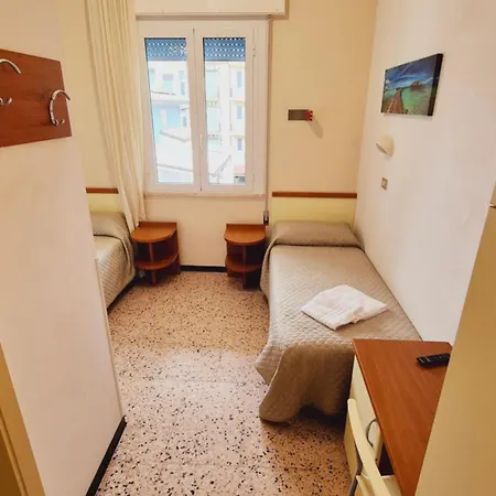 Hotel Arno 3*