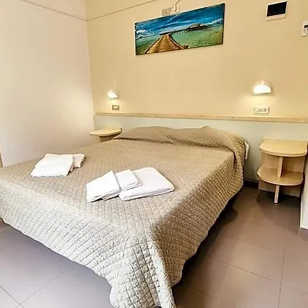 Arno Hotel 3*