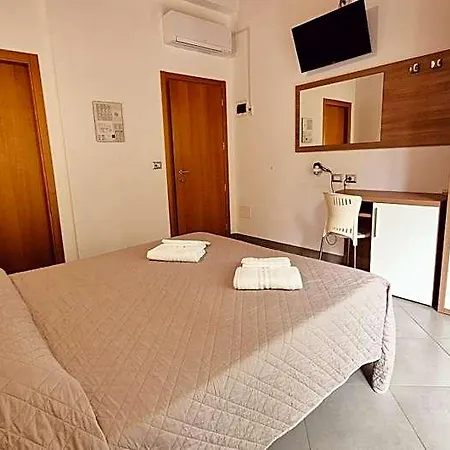 Hotel Arno