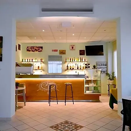 Arno Hotel