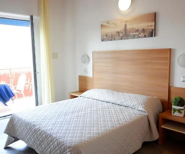 Otel Arno 3*