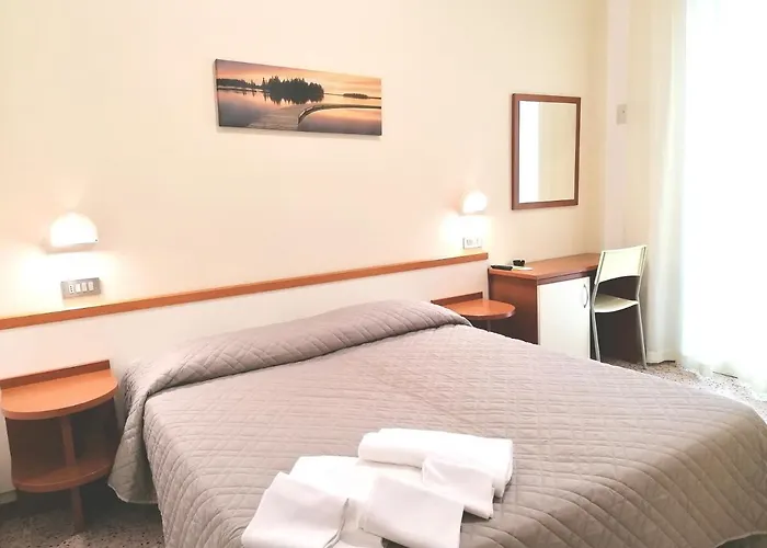 Arno Otel 3*