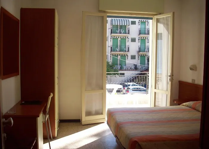 Otel Arno